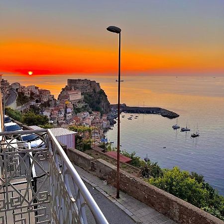 Nel Blu Dipinto Di Blu Scilla Exterior foto